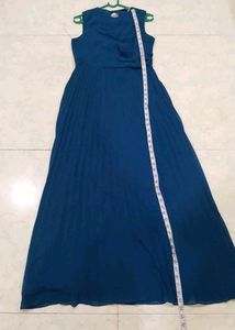 Elegant Blue Pleated Maxi Dress 30-32