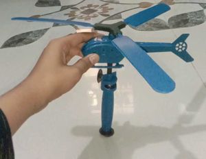 Toy  FlyingHelicopter Free Gift Lato