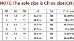 Women Embroidered Pink Juttis