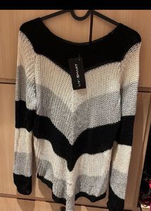 M Size Top
