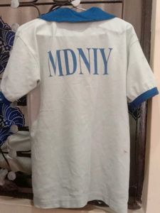 34 Size T-shirt