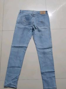 Cherokee Pant In A Very Good Condition For Sale