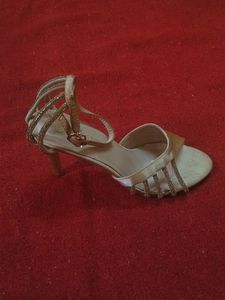 Sandle Heel