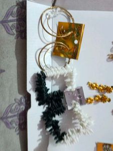 set of earings &amp; studs for only rs 25 each