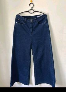 Combo 2 Straight Fit Jeans Like New