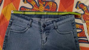 LIGHT BLUE MINIMAL SLIM JEANS