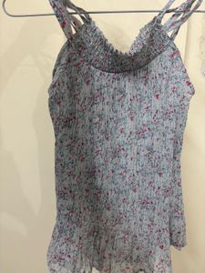 Floral Print Pleated Top