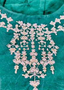 W Embroidered Green Kurta