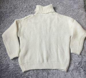 knitted sweater