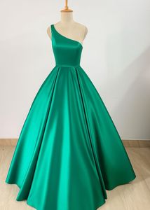 Emerald Green Formal Gown