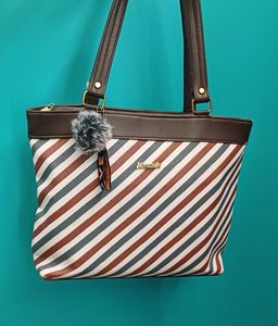 Gorgeous Attractive Women Handbag 👜 😍