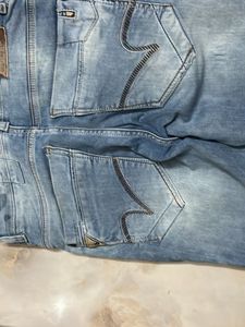 Gesture Jeans - Light Wash