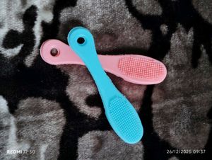 Finger Face Exfoliating Scrubber