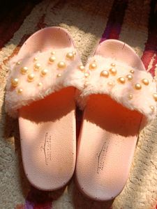Cute Fur&Pearl Pink Slippers, Size - 38