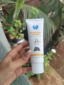 New Momsco Sunscreen