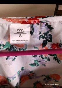 Pinterest Sss White Floral Crop Top