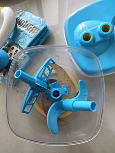 All in one, Chopper, kneader, hand juicer