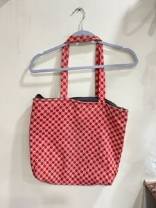 Red Checked Hearts Tote Bag