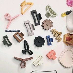 Rabiyacreation Banana Hair Claw&amp;Clips Matte Finish