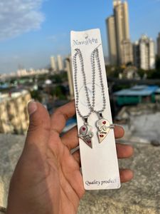 New Couple Chain Of Love
