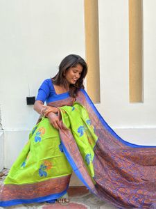 DAILY WEAR SAREE WITH CONTRAST BLOUSE