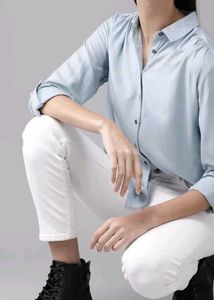 Roadster Women Blue Regular Fit Solid Casual