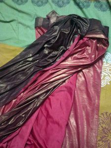 Red &amp; Gold Metallic  Ready To Wear Saree