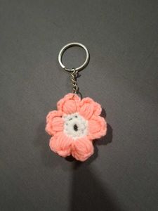 Crochet Flower Keychain - Pink &amp; White