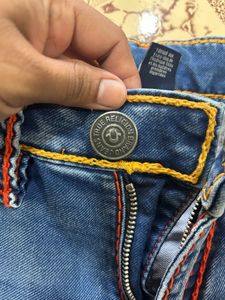 TRUE RELIGION JEANS ( 100% ORIGINAL)