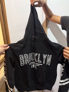 H&m Black Printed Hoodie