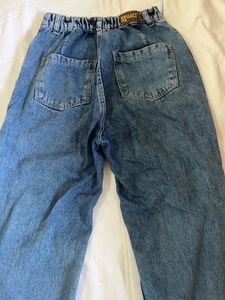 High Waisted Jeans