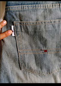 Tommy Hilfiger Y2K Shaded Straight Fit Baggy Jeans