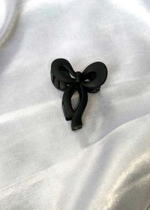 Black Bow Hair Clip