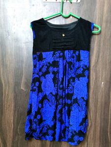 Dark Blue & Black Sleeveless Peplum Top