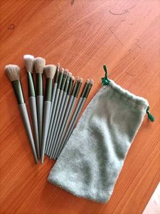 Makeup Brushes