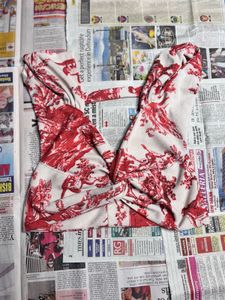 Trendy Women&#39;s Top Bundle