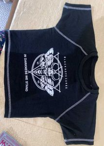 Price Drop 🔥 Black Stylish Crop Top