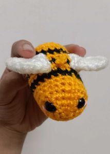 Crochet HoneyBee Keychain