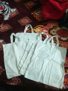 5 plain canvas tote bags,one bag price 90₹