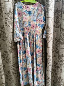 Floral Print kurti with embroidery