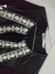 Zara Slik Floor Lanth Gown With Thread Work