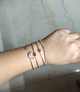 Jewels Galaxy Bangles Set