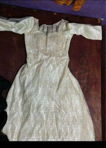 Beautiful Gown With Free Bangles And Moisturizer