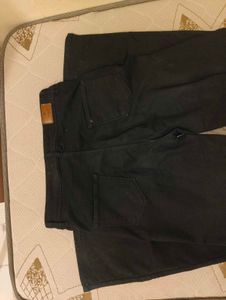 Black baggy jeans