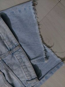 H&amp;M Straight/Wide leg Jeans