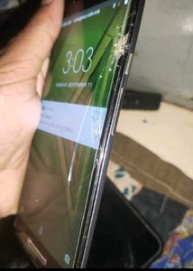 Cracked Motorola Phone - For Parts