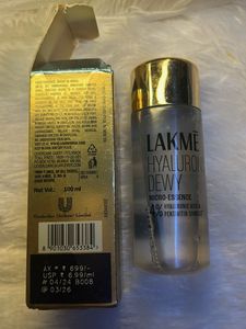Lakme Hyaluronic Dewy Essence