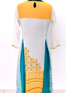 Stylish Ethnic Print Kurti
