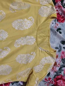 Yellow Paisley Print Kurta