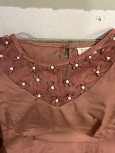 peach fabcy top